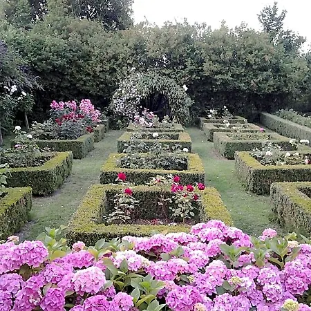 Les Jardins B&B 3*
